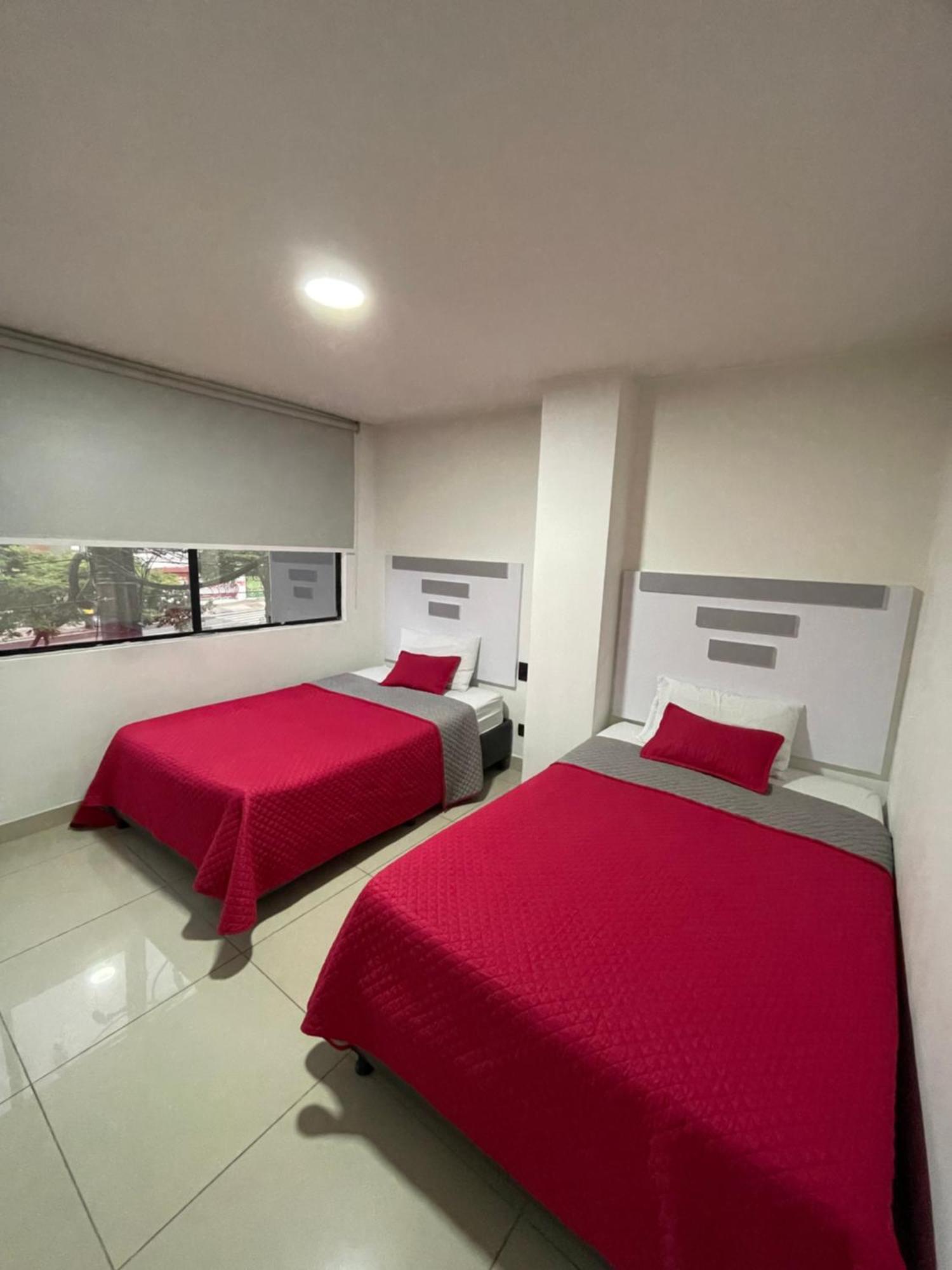 Hotel Ofix Medellín Esterno foto