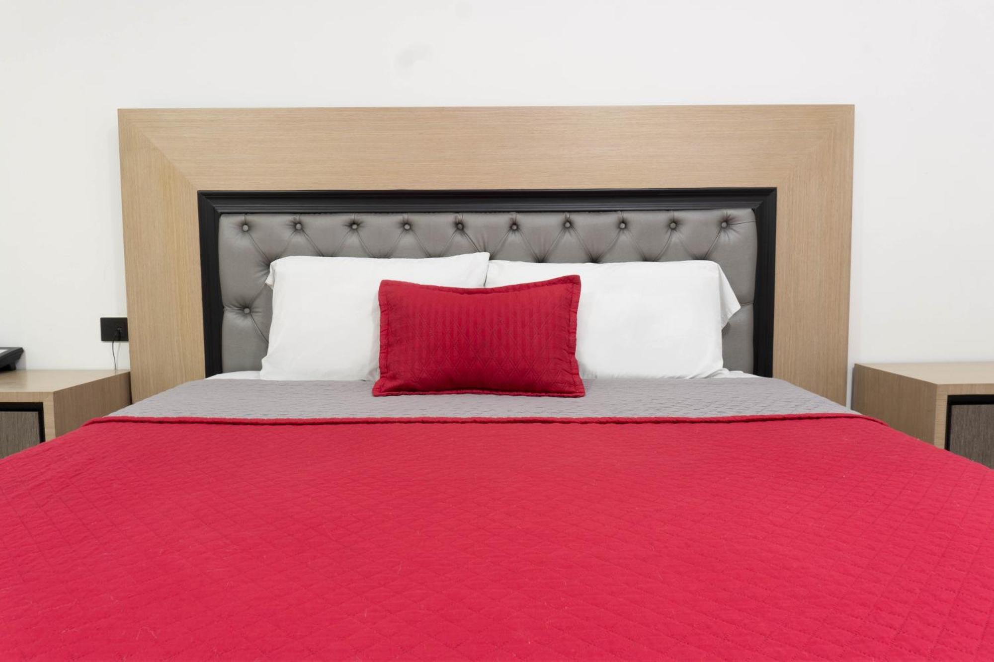 Hotel Ofix Medellín Esterno foto